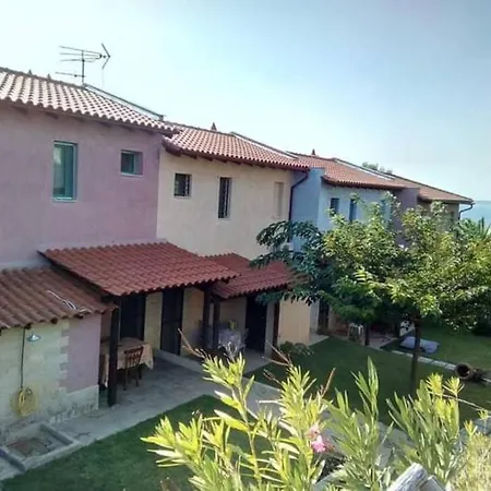 Elegant And Classy Maisonette 2 * Skála Foúrkas