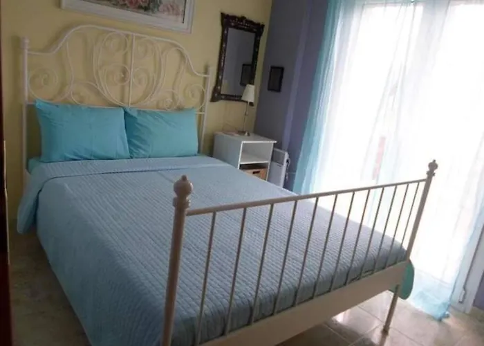 Elegant And Classy Maisonette 2 Ferienhaus Skála Foúrkas
